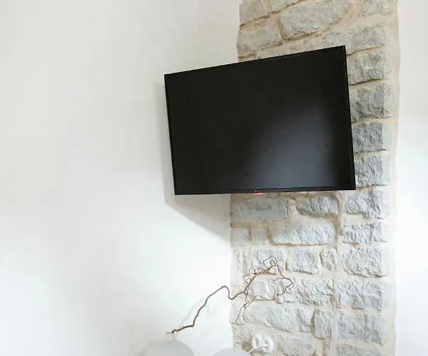 Center In The Heart Of Апартаменты